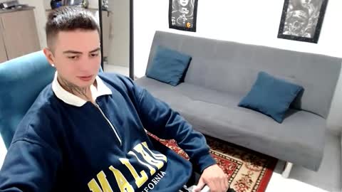 santi_ss online show from November 15, 3:25 pm