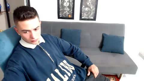 santi_ss online show from November 6, 11:52 pm