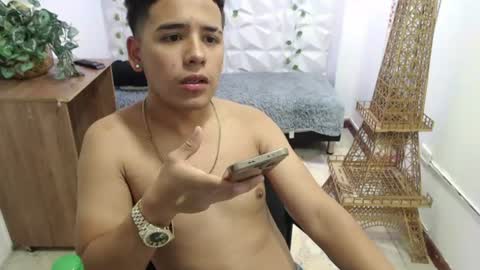 Santiago online show from June 14, 3:52 am