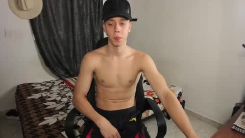 Julius Novachrono  online show from December 4, 5:53 pm