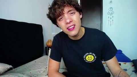 Santii online show from December 21, 2:15 pm