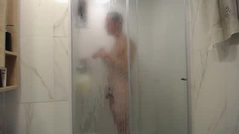 Santii online show from October 17, 1:59 pm