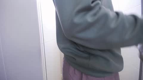 Santii online show from December 3, 12:49 pm