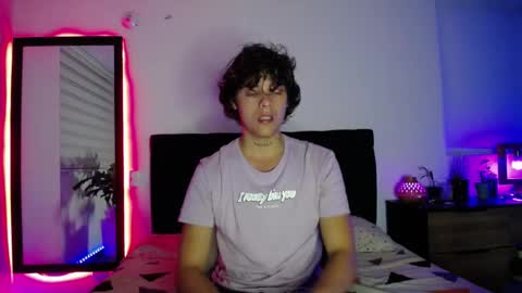 Santii online show from December 12, 12:27 am