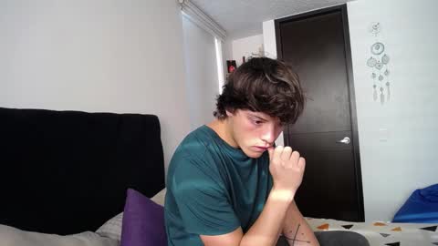 Santii online show from February 9, 1:03 pm