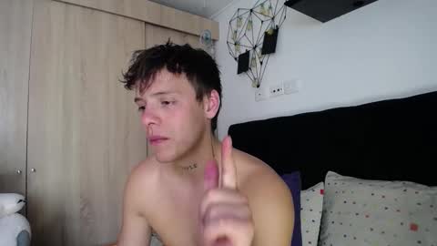 Santii online show from September 29, 5:09 pm