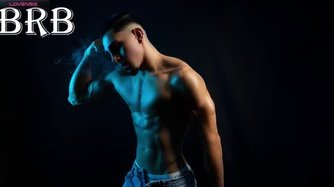 Santiago Seans online show from October 28, 1:02 pm