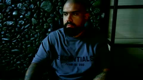 Santino online show from November 29, 6:04 am