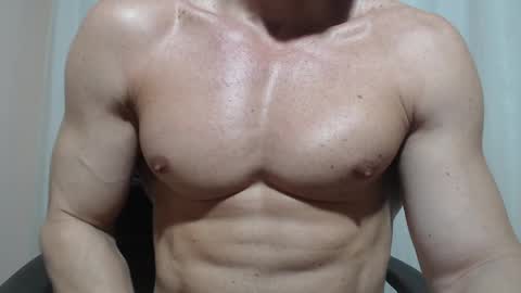 saradorj92 online show from April 6, 4:46 am