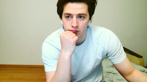 sasha_calvin online show from April 3, 9:11 pm