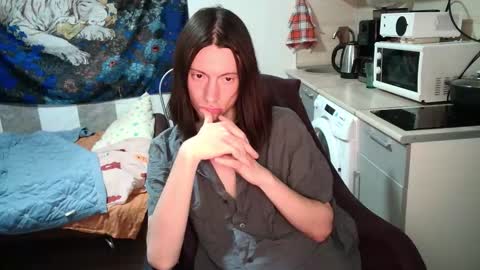Snapshot of sashaxxxbellucci chatting on October 6, 6:56 pm Sasha online show from October 6, 6:56 pm