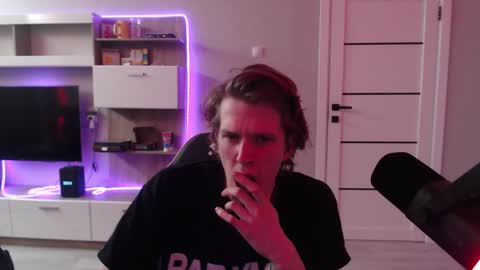 Kristof online show from March 3, 9:54 pm