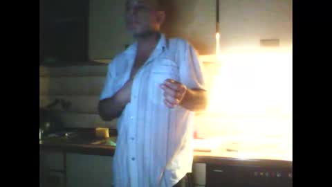 schnibschnab online show from February 9, 3:11 am