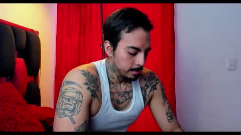 Alejandro help me to reach 200 thumps up online show from March 26, 3:27 pm