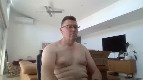 Scoobs online show from February 19, 6:32 am