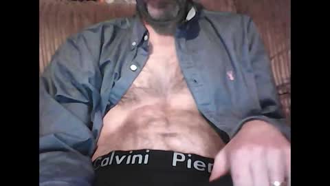 Snapshot of scots_repeater chatting on December 28, 12:57 pm scots_repeater online show from December 28, 12:57 pm