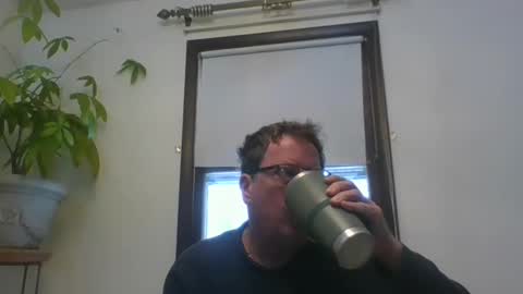 scottpbi52 online show from January 4, 8:27 pm