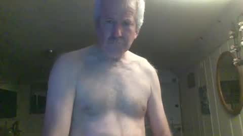 scoutiii online show from July 30, 10:36 am