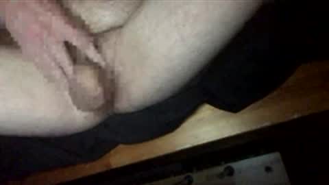 screw458610 online show from April 28, 10:47 pm