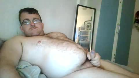 Snapshot of seamus1995 chatting on January 12, 2:52 pm seamus1995 online show from January 12, 2:52 pm