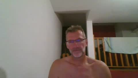 seb846894 online show from July 9, 7:06 pm