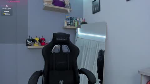 Sebastin online show from February 5, 2:05 pm