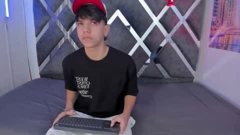 sebas_pretty7 online show from November 25, 12:29 pm