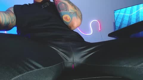 Sebastian online show from November 14, 6:59 am