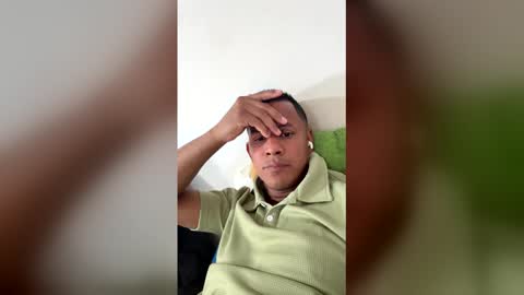 sebastian_s90 online show from April 28, 10:31 am