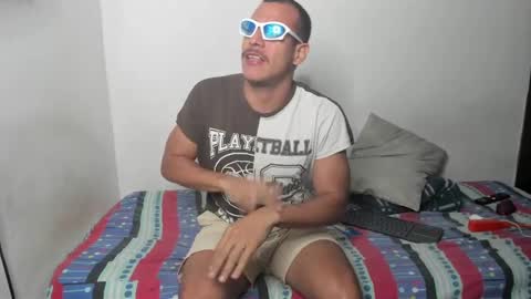 Snapshot of sebastianp13 chatting on January 7, 1:17 am sebatian palacios online show from January 7, 1:17 am