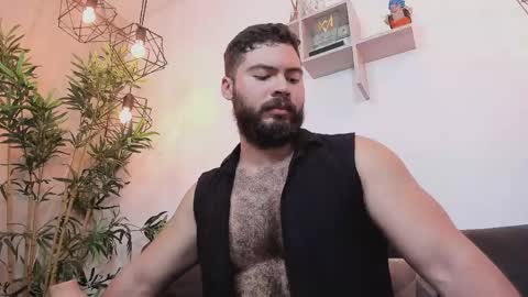 Instagram jeanpaulfit  online show from May 25, 9:54 pm