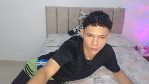 JUSTIN online show from December 5, 12:23 pm