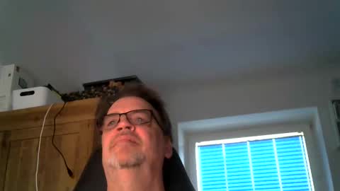 selftest4 online show from October 27, 9:00 am