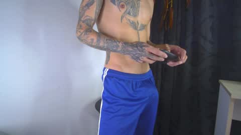 sem_alas online show from April 5, 8:38 pm