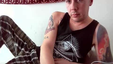 Snapshot of sensualthrust chatting on October 7, 11:25 am SensualThrust online show from October 7, 11:25 am