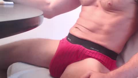 Snapshot of sergio_ch chatting on March 3, 5:07 am sergio_ch online show from March 3, 5:07 am