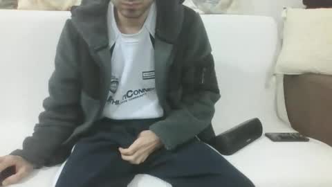 sero98313230 online show from March 30, 9:10 am