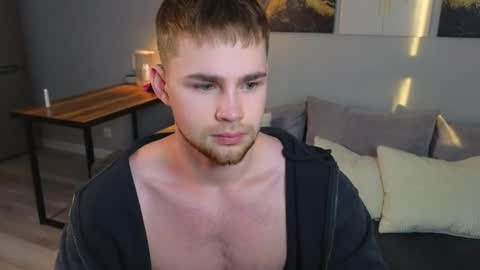 SevanS14 online show from March 25, 2:48 am