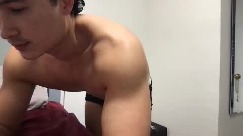 seveninchsteve_ online show from March 4, 1:34 am