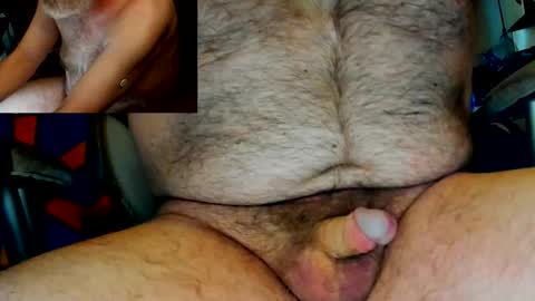 Snapshot of sexxme214 chatting on October 18, 4:01 pm sexxme214 online show from October 18, 4:01 pm