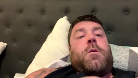 Snapshot of sexxxxycouple604 chatting on February 11, 1:41 am Big uncut hunk online show from February 11, 1:41 am