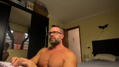 chris online show from August 4, 6:12 pm