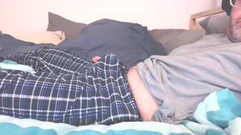 Snapshot of sexyhorndawg chatting on December 27, 2:14 am sexyhorndawg online show from December 27, 2:14 am