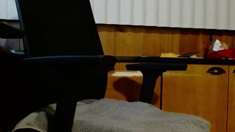 Snapshot of sexylarr69 chatting on October 19, 1:32 am sexylarr69 online show from October 19, 1:32 am