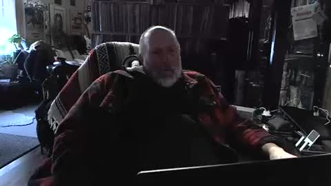 Snapshot of sexyolbear chatting on January 3, 2:08 pm Grizz Lee Bear online show from January 3, 2:08 pm