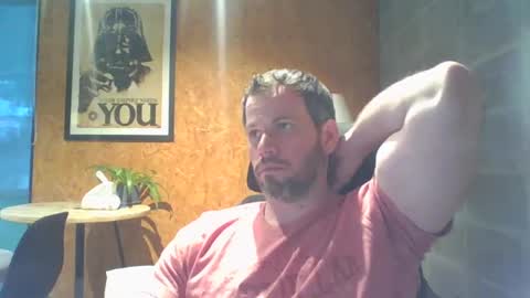 Snapshot of shad0w_hunter chatting on December 6, 9:57 pm shad0w_hunter online show from December 6, 9:57 pm