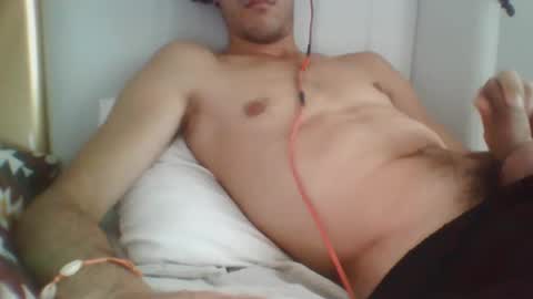 shadowgiraffe online show from October 25, 9:55 am