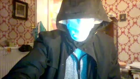 Snapshot of shapelyhelm1 chatting on December 5, 12:19 am shapelyhelm1 online show from December 5, 12:19 am