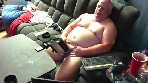 shavedmalehere0069 online show from September 19, 6:47 am