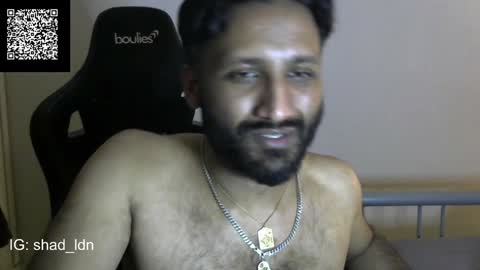 Snapshot of shdrz224 chatting on December 15, 11:42 pm Shad online show from December 15, 11:42 pm